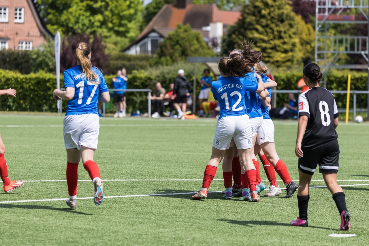 Bild 163 - wBJ SH-Pokalfinale  Holstein-Kiel - SV Viktoria : Ergebnis: 1:0